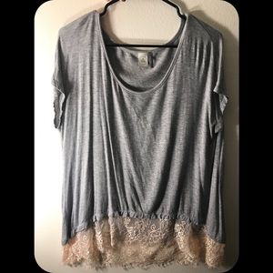 Gray flowy shirt